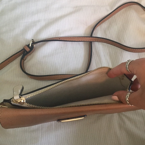 “simply noelle” satchel purse - Picture 2 of 3